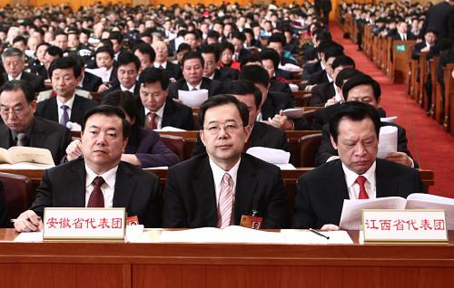這是安徽省代表團(tuán)、江西省代表團(tuán)在會場。新華社記者 劉衛(wèi)兵 攝