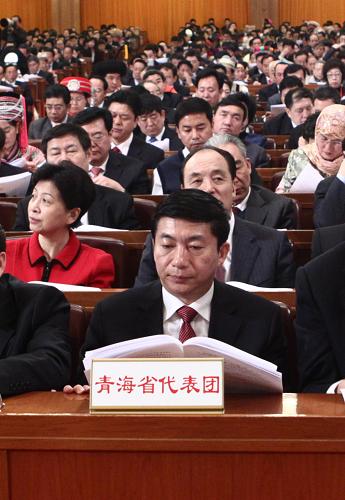 這是青海省代表團(tuán)在會場。 新華社記者 劉衛(wèi)兵 攝