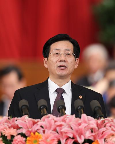 3月10日,全國政協(xié)十一屆五次會議在北京人民大會堂舉行第三次全體會議。這是孫繼業(yè)委員作《收費公路制度應當改革》的發(fā)言。新華社記者 丁林 攝