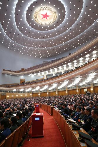 3月16日,十二屆全國人大一次會議在北京人民大會堂舉行第六次全體會議。新華社記者 劉衛(wèi)兵 攝