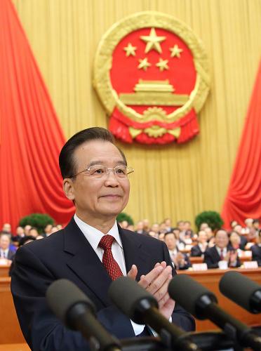 3月5日,第十二屆全國(guó)人民代表大會(huì)第一次會(huì)議在北京人民大會(huì)堂開(kāi)幕。國(guó)務(wù)院總理溫家寶作政府工作報(bào)告。 新華社記者 蘭紅光 攝
