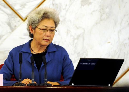 3月4日,十二屆全國人大一次會議在北京人民大會堂舉行新聞發(fā)布會。大會發(fā)言人傅瑩介紹本次會議的有關(guān)情況,并回答中外記者的提問。新華社記者 王頌 攝