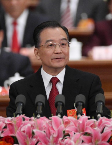 3月5日,第十一屆全國(guó)人民代表大會(huì)第一次會(huì)議在北京人民大會(huì)堂開幕。國(guó)務(wù)院總理溫家寶代表國(guó)務(wù)院向大會(huì)作政府工作報(bào)告。 新華社記者 劉衛(wèi)兵 攝