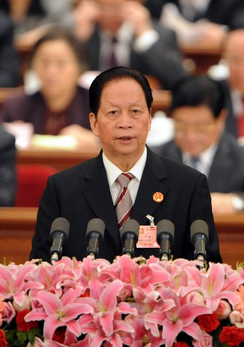 3月10日,十一屆全國(guó)人大一次會(huì)議在北京人民大會(huì)堂舉行第三次全體會(huì)議。最高人民法院院長(zhǎng)肖揚(yáng)作最高人民法院工作報(bào)告。 新華社記者 李學(xué)仁 攝