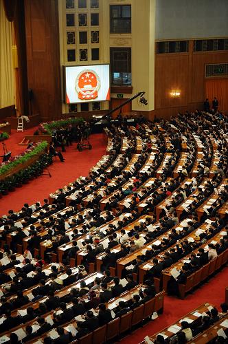 3月9日,十一屆全國人大二次會議在北京人民大會堂舉行第二次全體會議。 新華社記者楊宗友攝