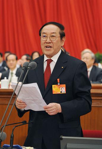 3月11日,十一屆全國(guó)人大三次會(huì)議在北京人民大會(huì)堂舉行第四次全體會(huì)議。蔣樹(shù)聲主持會(huì)議。新華社記者 李學(xué)仁攝