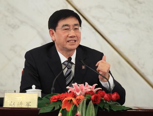 這是趙進(jìn)軍回答記者提問(wèn)。 新華社記者龐興雷攝