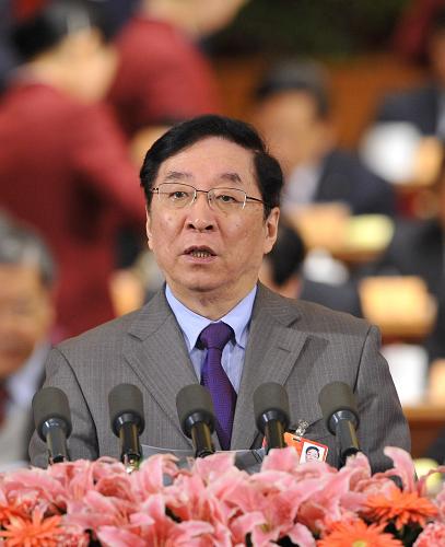 這是趙龍委員作《推動(dòng)全運(yùn)會(huì)體制改革 促進(jìn)體育事業(yè)健康發(fā)展》的發(fā)言。新華社記者 王曄 攝