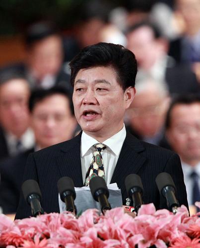 3月9日,全國政協(xié)十一屆四次會(huì)議在北京人民大會(huì)堂舉行第三次全體會(huì)議。這是繆合林委員作《加強(qiáng)社會(huì)管理 促進(jìn)社會(huì)和諧》的發(fā)言。 新華社記者劉衛(wèi)兵攝
