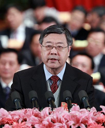 3月9日,全國政協(xié)十一屆四次會(huì)議在北京人民大會(huì)堂舉行第三次全體會(huì)議。這是孫曉群委員代表全國政協(xié)民族和宗教委員會(huì)作《應(yīng)進(jìn)一步加強(qiáng)對(duì)進(jìn)城務(wù)工經(jīng)商少數(shù)民族群眾的服務(wù)管理工作》的發(fā)言。新華社記者 劉衛(wèi)兵 攝