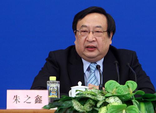 3月6日,國家發(fā)展和改革委員會(huì)副主任朱之鑫在回答記者提問。新華社記者 邢廣利 攝
