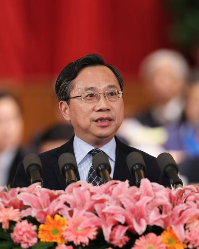 3月10日,全國政協(xié)十一屆五次會議在北京人民大會堂舉行第三次全體會議。這是鄭惠強委員作《軌道交通安全容不得半點大意》的發(fā)言。新華社記者 丁林 攝