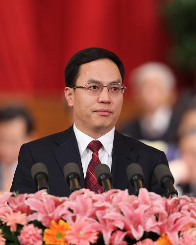 3月10日,全國政協(xié)十一屆五次會議在北京人民大會堂舉行第三次全體會議。這是李河君委員作《大力推動光伏建筑一體化》的發(fā)言。新華社記者 李濤 攝