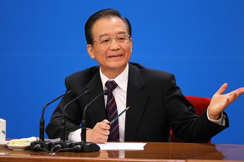 3月14日,國(guó)務(wù)院總理溫家寶在北京人民大會(huì)堂與中外記者見(jiàn)面,并回答記者提問(wèn)。 新華社記者 陳建力 攝