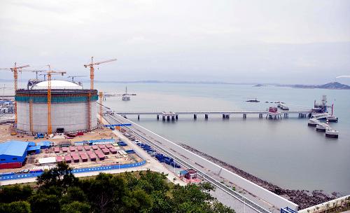 3月25日拍攝的福建LNG新增4號儲罐。新華社發(fā)(林劍冰 攝)