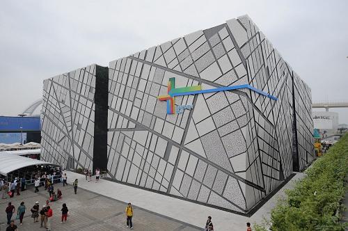 這是榮獲B類創(chuàng)意展示金獎的瑞典館(5月19日攝)。當(dāng)日,上海世博會展館評獎揭曉。新華社記者 李俊東 攝