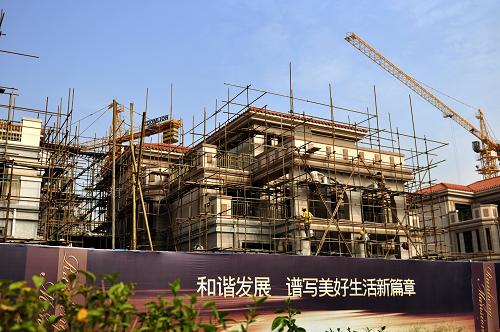 12月19日拍攝的深圳市一處在建樓盤外景。新華社發(fā)(賀友保 攝)