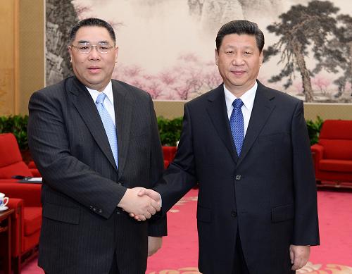 3月18日,中國國家主席習(xí)近平在北京中南海會見來京列席第十二屆全國人民代表大會第一次會議閉幕式的澳門特別行政區(qū)行政長官崔世安。新華社記者 劉建生 攝