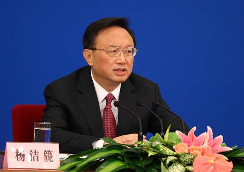 十一屆全國人大四次會(huì)議舉行記者會(huì) 3月7日,十一屆全國人大四次會(huì)議舉行記者會(huì),外交部部長楊潔篪答記者問。 新華社記者 陳建力 攝