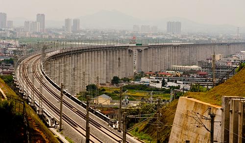 XxjpsgC001216_20130719_TPPFN1A001_M.jpg