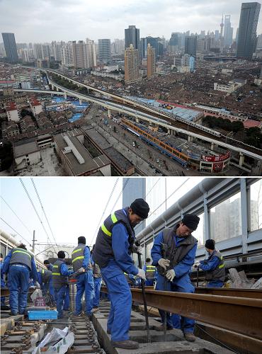 1月29日,一輛上海地鐵4號(hào)線列車從沉降搶修區(qū)段駛過(guò)(上圖)。1月23日,工人在發(fā)生沉降的地鐵4號(hào)線區(qū)段進(jìn)行搶修(下圖)。當(dāng)日是龍年春節(jié)假期后的首個(gè)工作日,因發(fā)生沉降在春節(jié)假期中封站搶修的上海地鐵4號(hào)線海倫路站正式恢復(fù)環(huán)線運(yùn)營(yíng)。