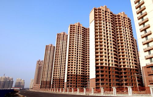 這是即將竣工的上海保障性住房三林基地7號地塊——依水園小區(qū)(1月25日攝)。新華社記者 凡軍 攝
