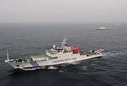 3月17日,中國海監(jiān)船編隊(duì)在巡航。新華社記者 張建松 攝
