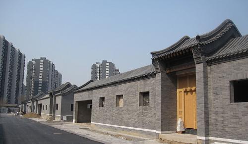 北京市昌平區(qū)鄭各莊村新建的晚清建筑格局四合院(3月16日攝)。新華社發(fā)