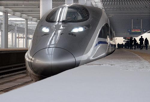 12月22日,G55002次動車組停靠在京廣高鐵的新鄉(xiāng)東站。新華社記者 王頌 攝