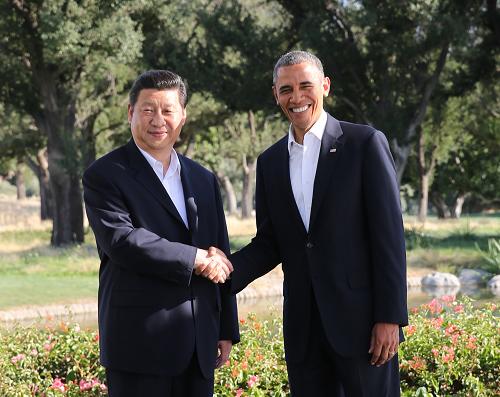 6月7日,國(guó)家主席習(xí)近平在美國(guó)加利福尼亞州安納伯格莊園同美國(guó)總統(tǒng)奧巴馬舉行中美元首會(huì)晤。這是會(huì)晤前習(xí)近平與奧巴馬合影。新華社記者 謝環(huán)馳 攝