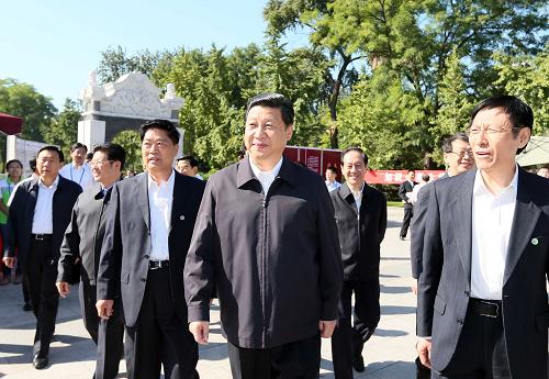 9月15日,中共中央政治局常委、中央書記處書記、國家副主席習(xí)近平來到北京中國農(nóng)業(yè)大學(xué),參加全國科普日活動。新華社記者 蘭紅光 攝