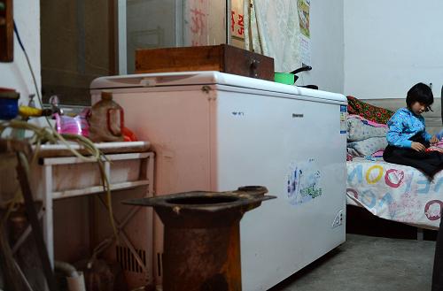 4月17日,北京首例H7N9禽流感患兒姚某在順義后沙峪家中。新華社記者 金良快 攝