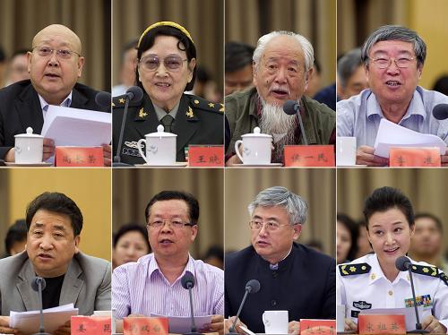 尚長榮、王曉棠、侯一民、李準(上排左起),姜昆、馮雙白、趙長青、宋祖英(下排左起)在座談會上發(fā)言(拼版照片,5月17日攝)。新華社記者 金良快 攝