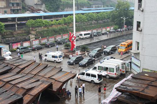 這是7月23日拍攝的四川省宜賓市珙縣巡場鎮(zhèn)的川煤集團芙蓉公司杉木樹煤礦。新華社發(fā)(易友波 攝)