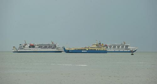 XxjpsgC001180_20130621_TPPFN1A001_M.jpg
