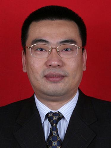 這是第十二屆長江韜奮獎(jiǎng)韜奮系列獲獎(jiǎng)?wù)吆邶埥嗣駨V播電臺(tái)張廣雷。新華社發(fā)