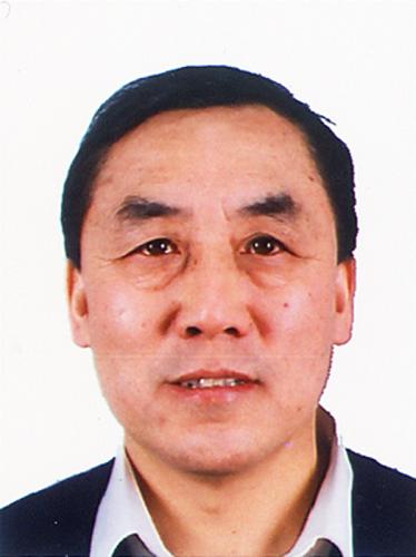 這是第十二屆長江韜奮獎(jiǎng)韜奮系列獲獎(jiǎng)?wù)呒秩請(qǐng)?bào)社李文彪。新華社發(fā)