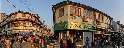 這是上海黃浦區(qū)露香園路地塊原貌(2011年12月23日攝。拼接照片)。新華社發(fā)(郭長耀 攝)