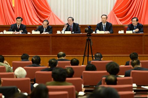 3月28日,政協(xié)第十二屆全國委員會第一次專門委員會主任會議暨專題研討班在北京舉行。中共中央政治局常委、全國政協(xié)主席俞正聲接見與會人員,并在會上作重要講話。新華社記者 劉建生 攝
