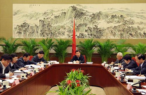 1月28日,全國(guó)老齡工作委員會(huì)在北京召開(kāi)全體會(huì)議。中共中央政治局委員、國(guó)務(wù)院副總理、全國(guó)老齡工作委員會(huì)主任回良玉出席會(huì)議并講話。新華社記者 饒愛(ài)民 攝
