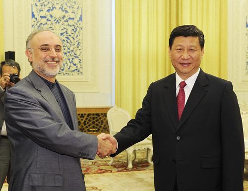 5月24日,中國國家副主席習(xí)近平在北京人民大會(huì)堂會(huì)見伊朗伊斯蘭共和國外交部長(zhǎng)薩利希。新華社記者 饒愛民 攝