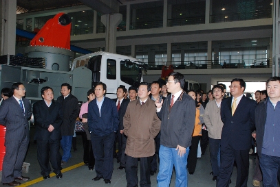 攜手共進 中部崛起——中央企業(yè)青年企業(yè)家湖南經(jīng)貿(mào)考察活動成功舉辦