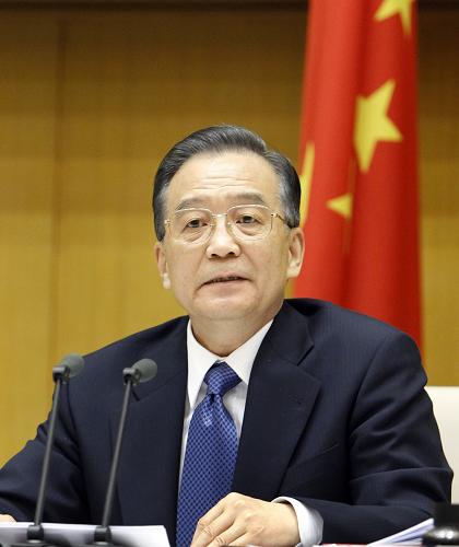 3月23日,國(guó)務(wù)院在北京召開第三次廉政工作會(huì)議,中共中央政治局常委、國(guó)務(wù)院總理溫家寶在會(huì)上發(fā)表講話。新華社記者 劉建生 攝