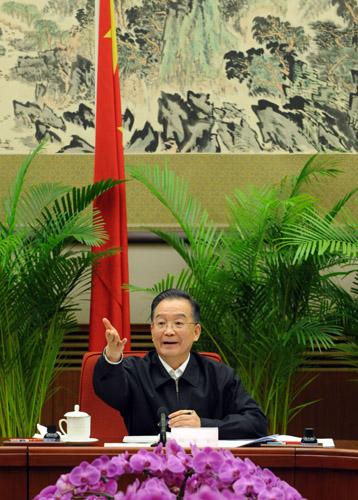 4月15日,中共中央政治局常委、國務院總理溫家寶在北京主持召開深化醫(yī)藥衛(wèi)生體制改革工作座談會并講話。