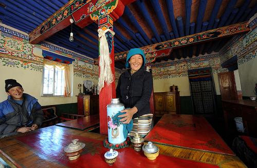 西藏拉薩堆龍德慶縣德慶鄉(xiāng)新建的藏式安居房(1月19日攝)。新華社記者 覺(jué)果 攝