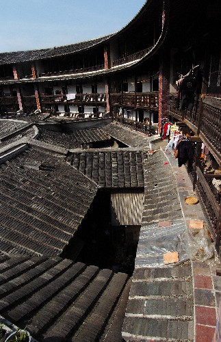 圖為福建華安二宜樓內(nèi)景(2008年3月27日攝)。新華社記者 姜克紅 攝