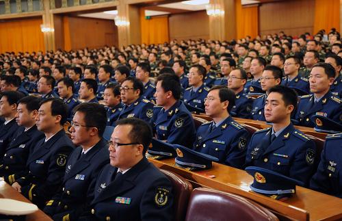 11月7日,中共中央、國務(wù)院、中央軍委在北京人民大會堂隆重舉行慶祝神舟七號載人航天飛行圓滿成功大會。這是大會會場。新華社記者 黃敬文 攝
