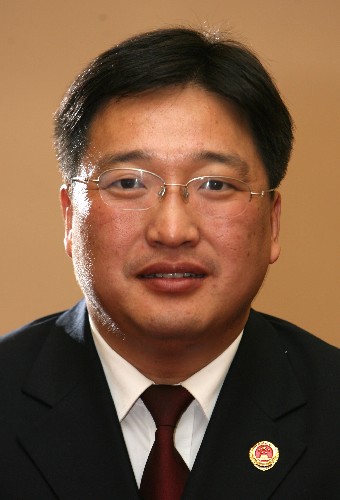 這是河南省人民檢察院民事行政檢察處副處長(zhǎng)田凱。