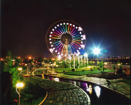 南昌城市夜景(資料照片)。新華社發(fā)(黃勇攝)