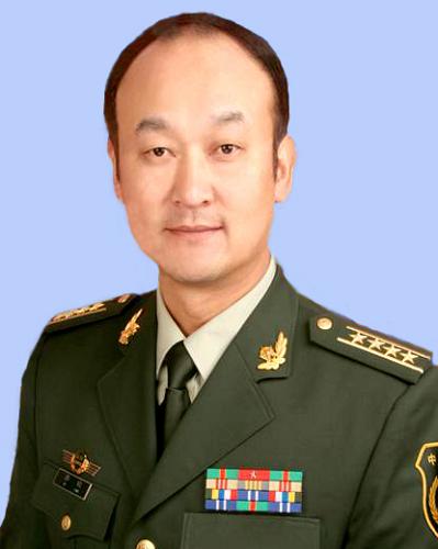 中國公安部應(yīng)急工作小組證實(shí),北京時(shí)間1月17日3時(shí)56分,經(jīng)過中國國際救援隊(duì)、中國駐海地維和警察及多支國際救援力量的全力搜救,8名中國失蹤人員的遺體已全部找到。經(jīng)現(xiàn)場(chǎng)辨認(rèn),其中之一是中國駐海地維和警察防暴隊(duì)政委李欽。 李欽,男,漢族,1963年6月生,云南蒙自人,1980年11月入伍,1985年2月加入中國共產(chǎn)黨,大學(xué)本科學(xué)歷。云南省公安邊防總隊(duì)司令部副師職參謀長,武警大校警銜。新華社發(fā)